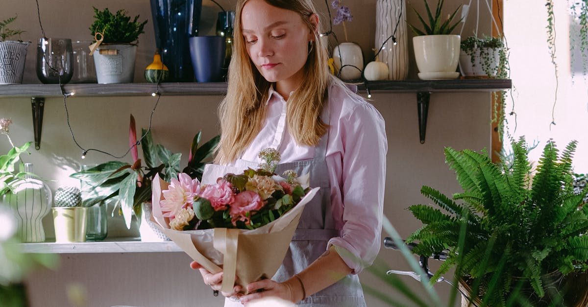 Building Unique Floral Compositions through Layering