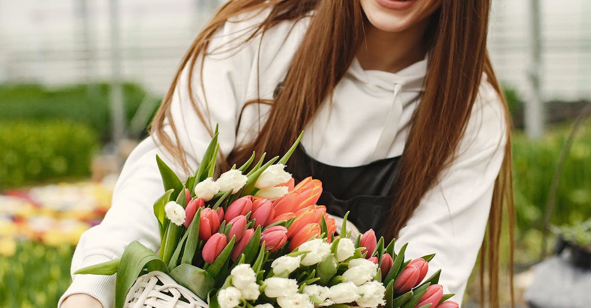 Essential Tools Every Beginner Florist Should Have