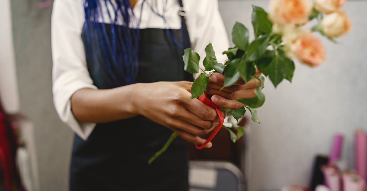 Mastering Spring Blooms: A Hands-On Class in Seasonal Flower Arrangements